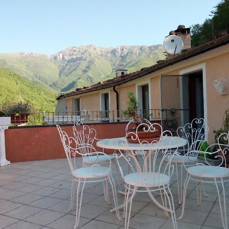 Lo Sporting bed&breakfast Nasino Exterior foto